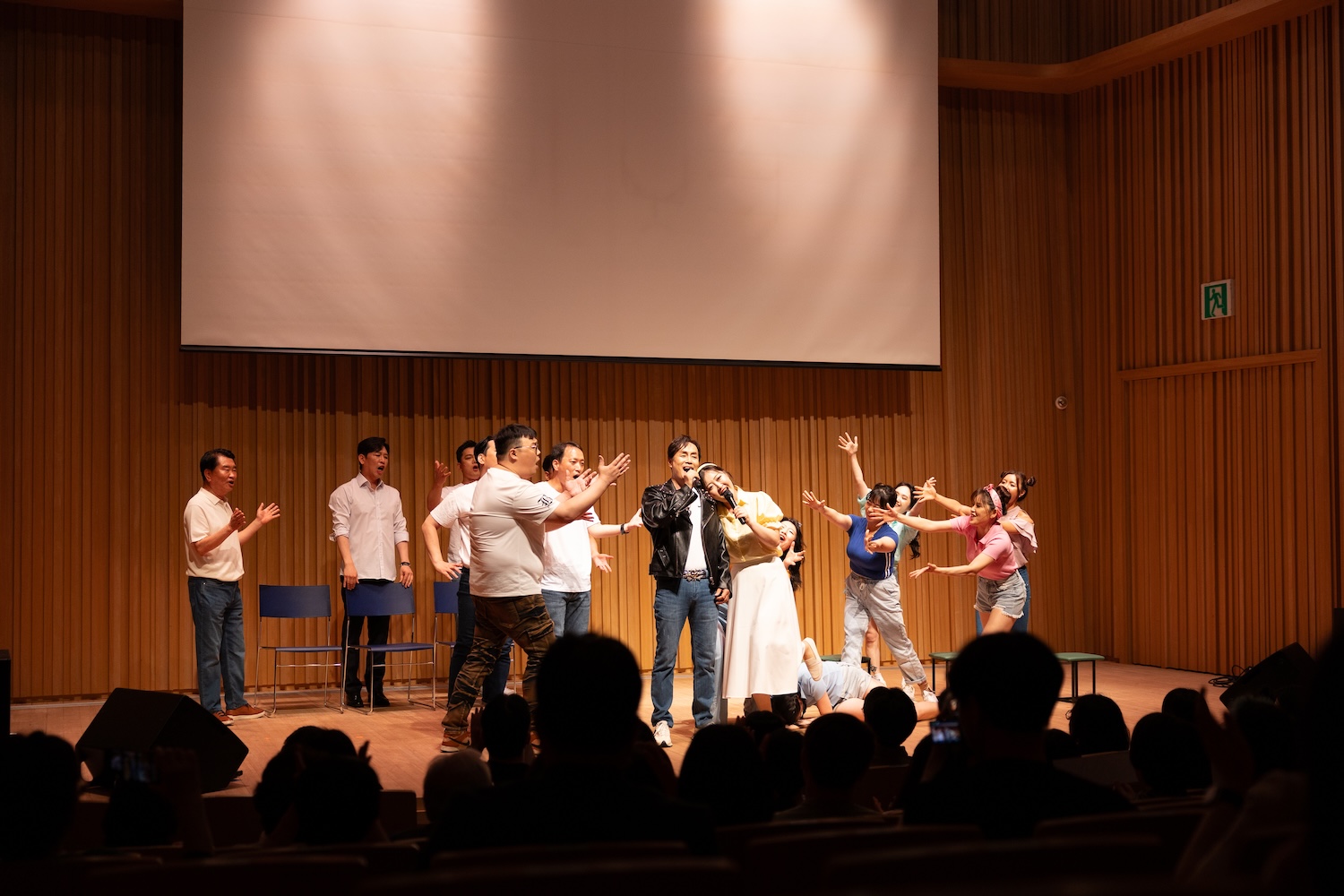 THE CONCERT 38